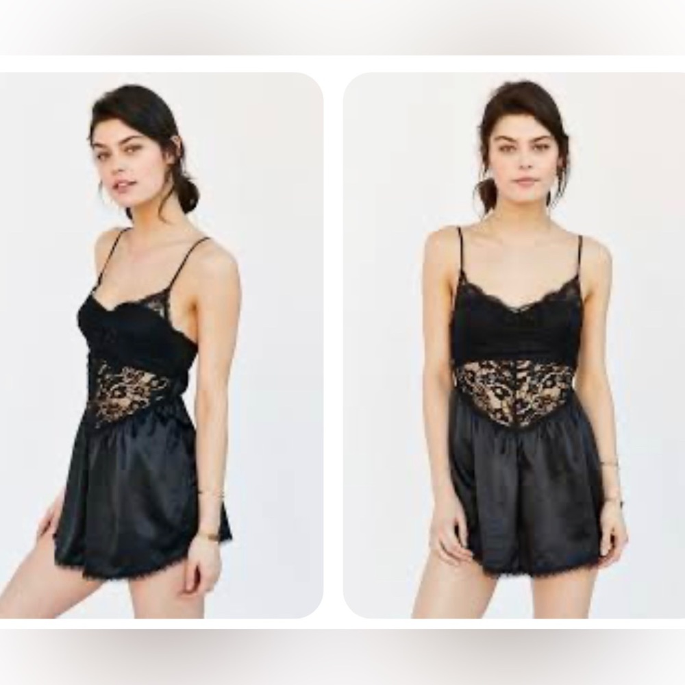 UNIF Ella Romper in Black Size Medium 🖤
